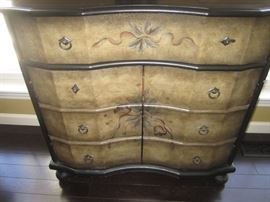 CHEST OF DRAWERS