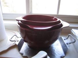 KITCHEN AIDE MIXING BOWLS
