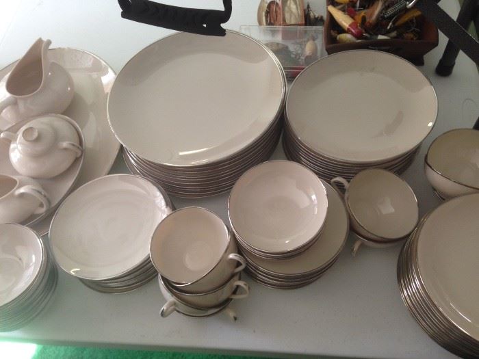 BUY IT NOW--Franciscan china--12 place settings--$200--sophia.dubrul@gmail.com