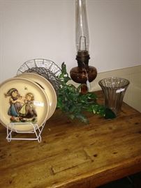 M.J. Hummel plate - W. Germany (1978); oil lamp