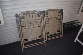 4 Folding outdoor arm chairs