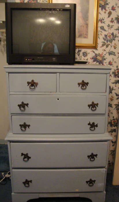 Painted Blue Chest on chest - Free TV