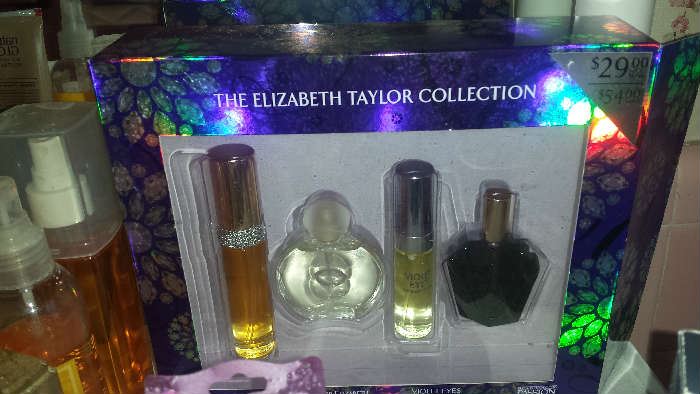 Elizabeth Taylor Perfume