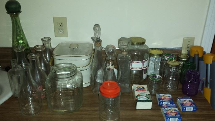 Bottles & Jars 