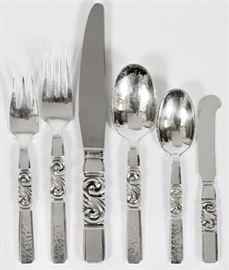 GEORG JENSEN STERLING SILVER 'SCROLL' FLATWARE SERVICE, 72 PIECES ^