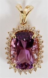 5.8 CT AMETHYST AND DIAMOND 14 KT GOLD PENDANT