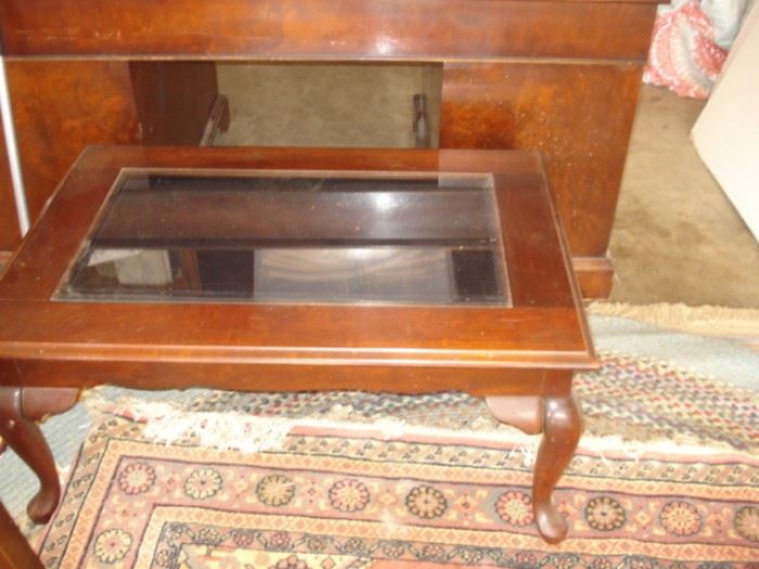 coffee table , show case