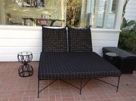 JANUS et Cie lounge double &nbsp;bed