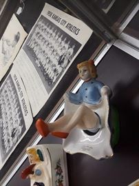 Vintage Art Deco Nodder Ashtray 