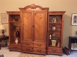 3-pc wall unit  very nice 