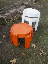 PLASTIC OUTDOOR TABLES