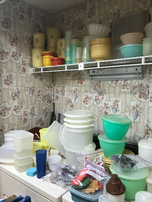 massive collection of vintage Tupperware 