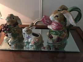 Fitz and Floyd Collection 