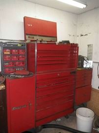 Huge Snap-on toolbox full of Snap On and Mac