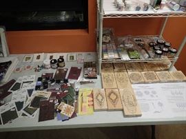 Medallion Stamps. Glitter. 