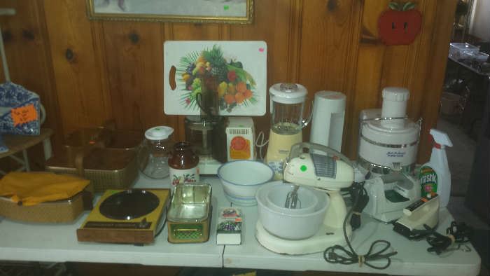 Vintage Kitchenware 