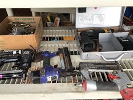 battery powered staple guns 