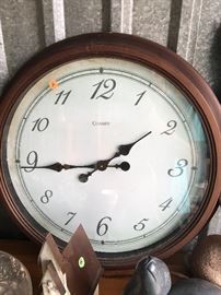 if you can't see well, this clock is for you! 