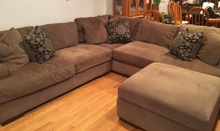 brown sectional couch