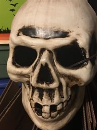 skull that lights up