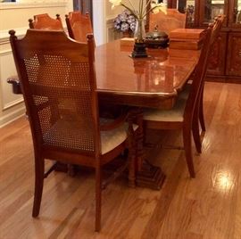 Dining Table with 6 Chairs