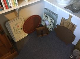 Kitchen & decorating items 