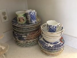 Hybrid Seletti Italy 40 piece set of china - unusual and very hard to find!