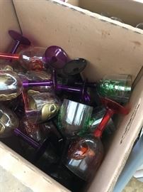 Plastic Mardi Gras glasses 