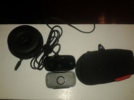 beats ear plugs and cam cord