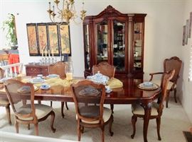 Dining Room Table and 8 Chairs