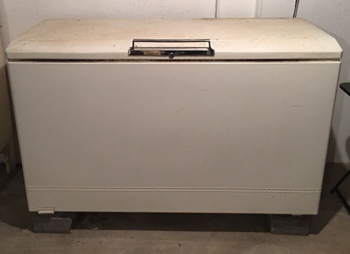 Vintage Sears Coldspot Deep Freezer 22