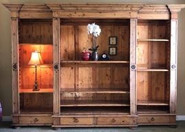 Razzmatazz Entertainment Unit