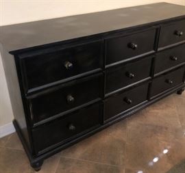 9-Drawer Chest/Buffet