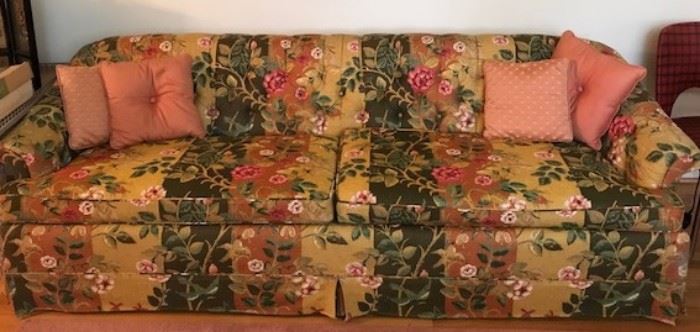 Sofa living room - $100 - great condition