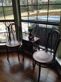 Pair of Bentwood chairs; small side table