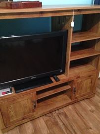 Flat screen TV and entertainment unit