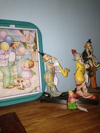 Clown tray and figurines