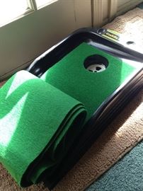 Caddie Mat - stretch out the green and putt