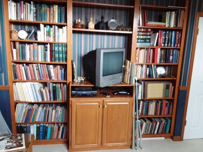 LOTS OF BOOKS, TV CD PLAYER