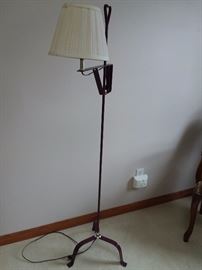 POLE LAMP