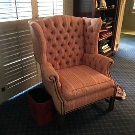 Lovely wingback