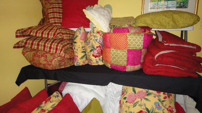 Blankets, Comforters, decorator pillows 