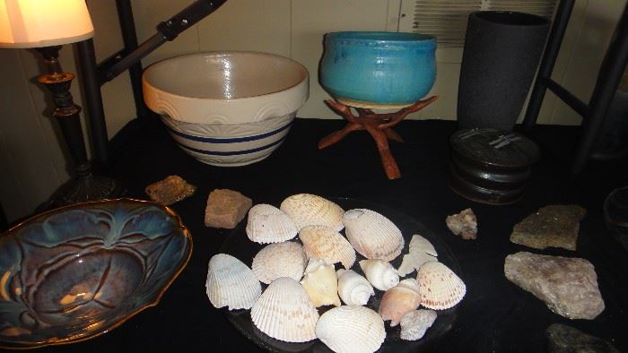 Pottery, Shells