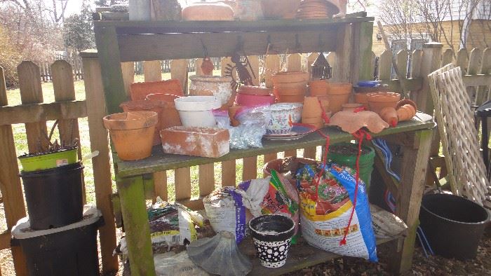 Potting bench, pots and planters 