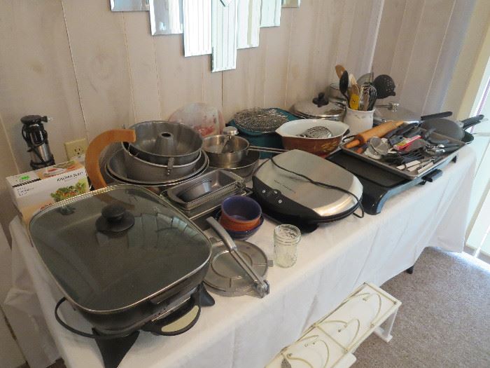 Super Electric Frying Pan and Pots and Pans 