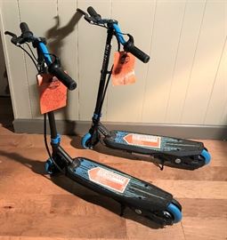 ELECTRIC SCOOTERS    http://www.ctonlineauctions.com/detail.asp?id=689679