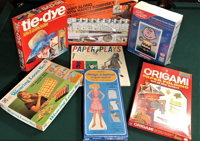 VINTAGE CRAFT SETS  http://www.ctonlineauctions.com/detail.asp?id=689936