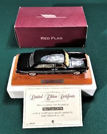 RED FLAG DIECAST LIMO  http://www.ctonlineauctions.com/detail.asp?id=694063