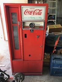 coca coke machine 25 cents