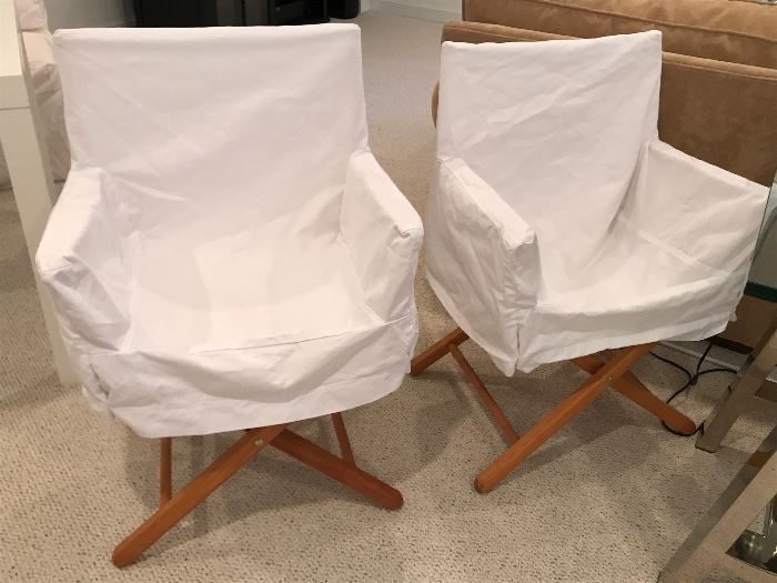 Slip-covered director chairs
